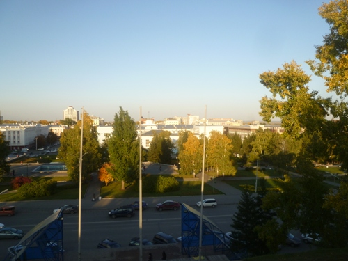 Барнаул. Осенний вечер на площади Сахарова